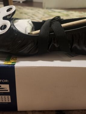Arizona Co. Black Slip-On Mary Jane Flat with Elastic Straps NIB